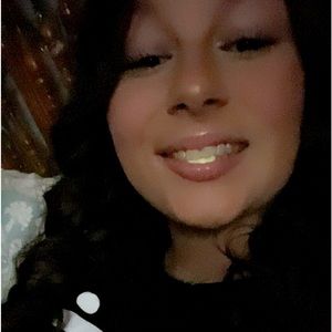 Meet your Posher, Adah